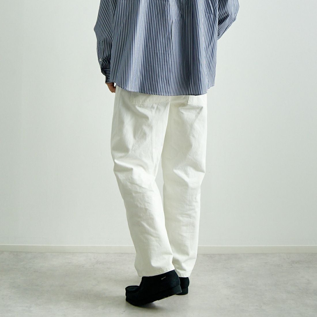 Noir Fabrik [ヌワールファブリック] デニムオーバルパンツ [1PDENIM-M-244-01-IN] WHITE &&モデル身長：179cm 着用サイズ：46&&