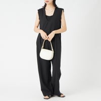 BLACK&&モデル身長：162cm 着用サイズ：F&&