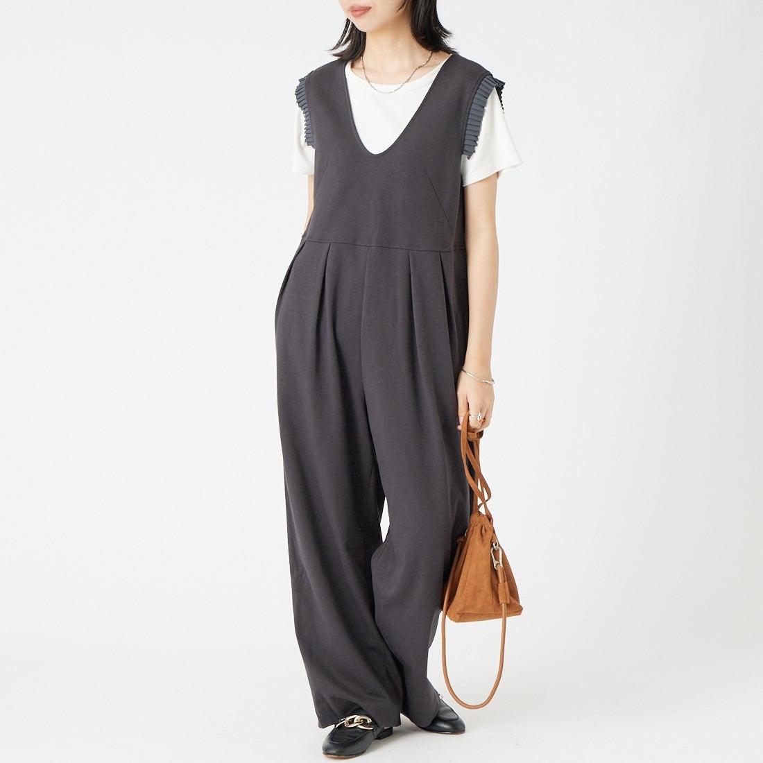 USINE [ユジーヌ] プリーツオールインワン [2510804] D.GRAY &&モデル身長：162cm 着用サイズ：F&&