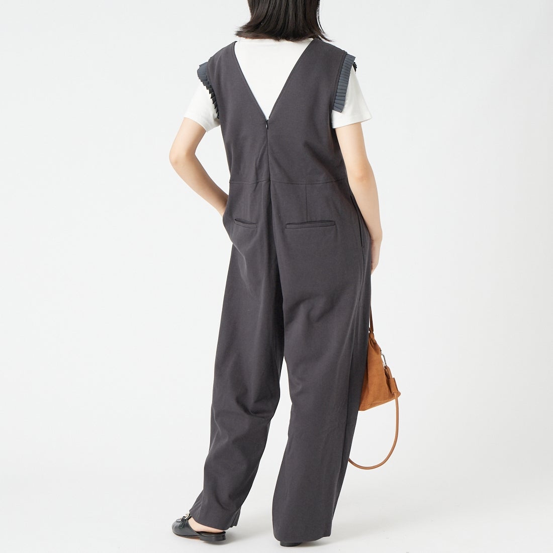 USINE [ユジーヌ] プリーツオールインワン [2510804] D.GRAY &&モデル身長：162cm 着用サイズ：F&&