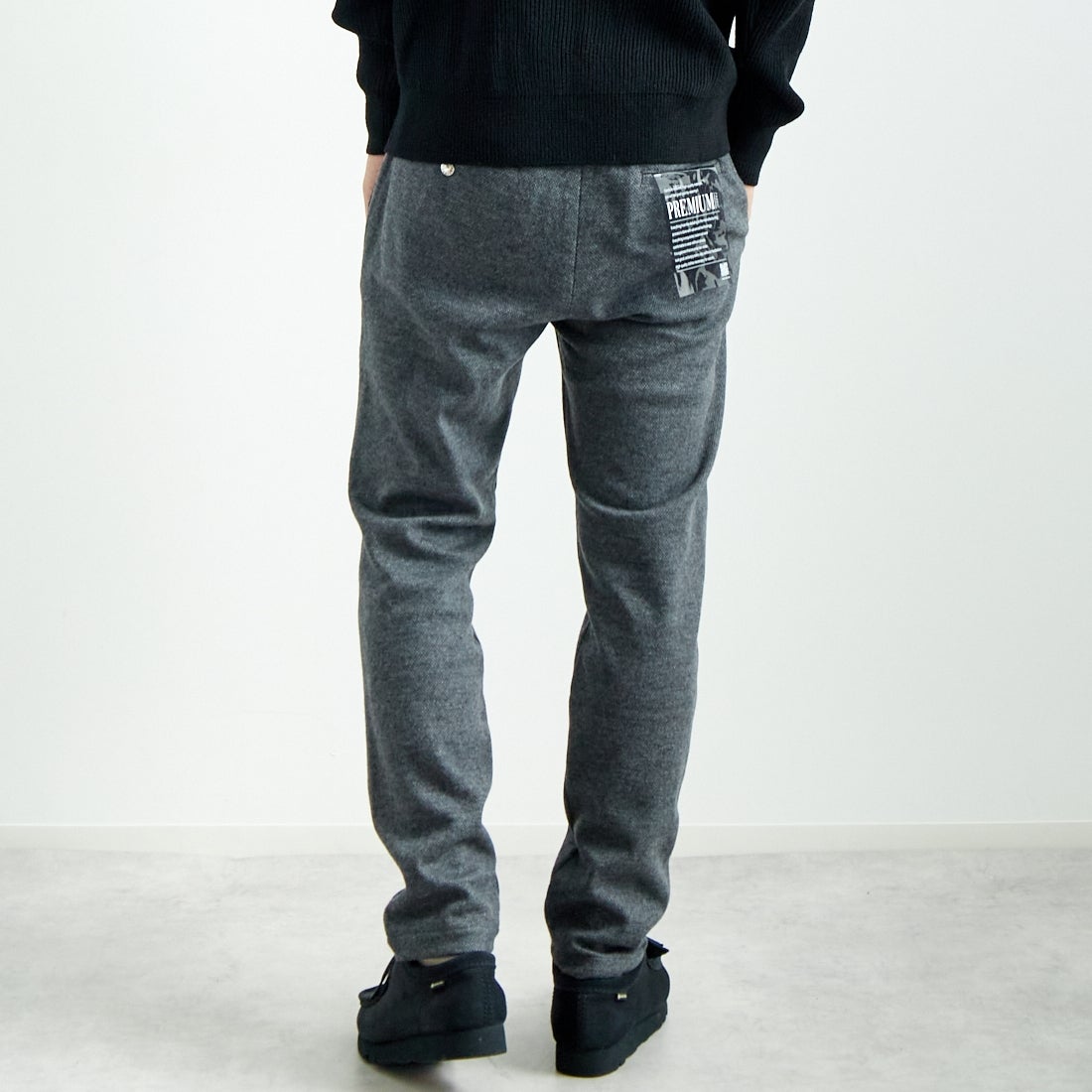 Jeans Factory Clothes [ジーンズファクトリークローズ] ウールジャージーイージートラウザー [JFC-244-059] 6S C.GRY &&モデル身長：179cm 着用サイズ：L&&