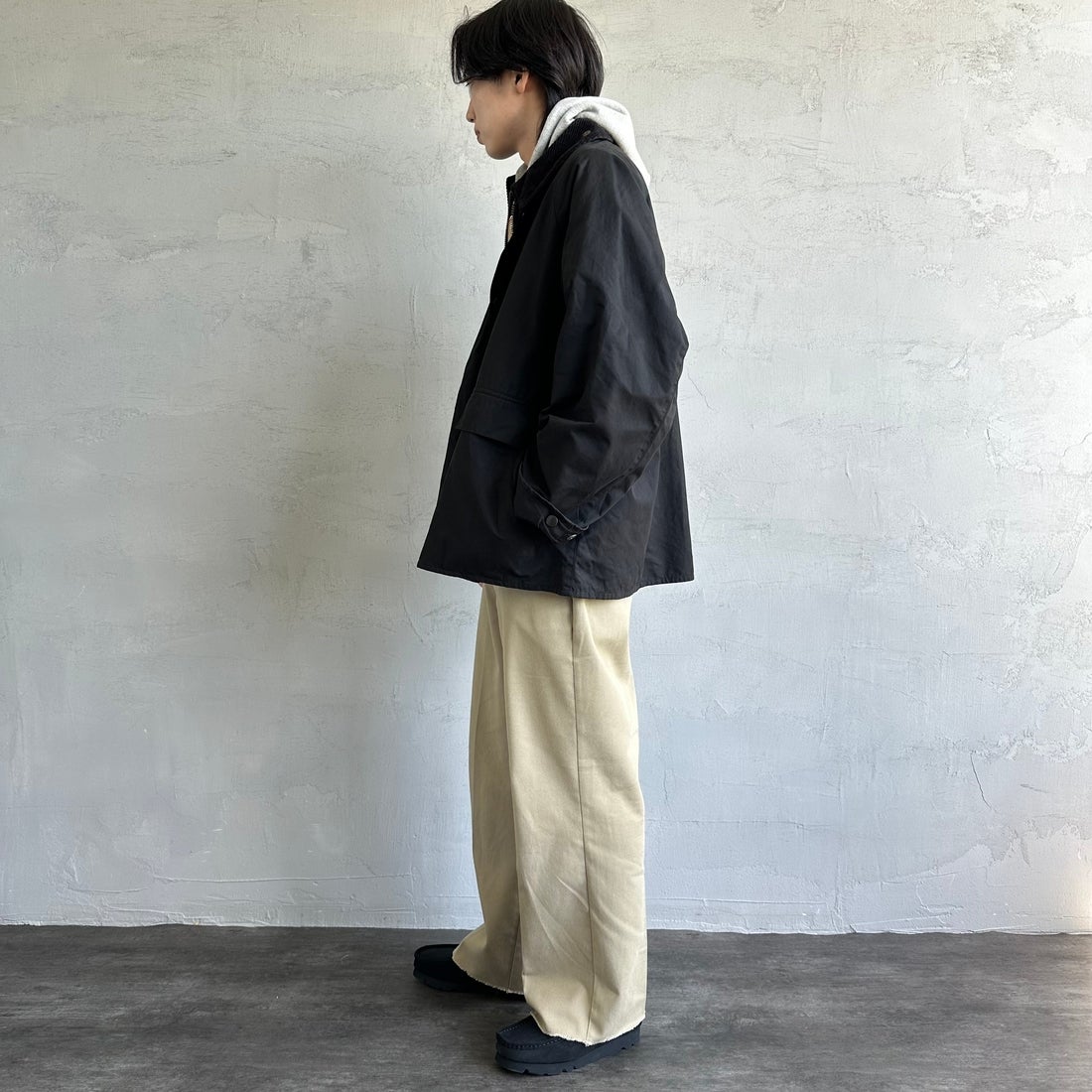 Barbour [バブアー] 別注 BORROWDALE ボロウデイルジャケット [MCAS148-JF] BLACK &&モデル身長：179cm 着用サイズ：46&&