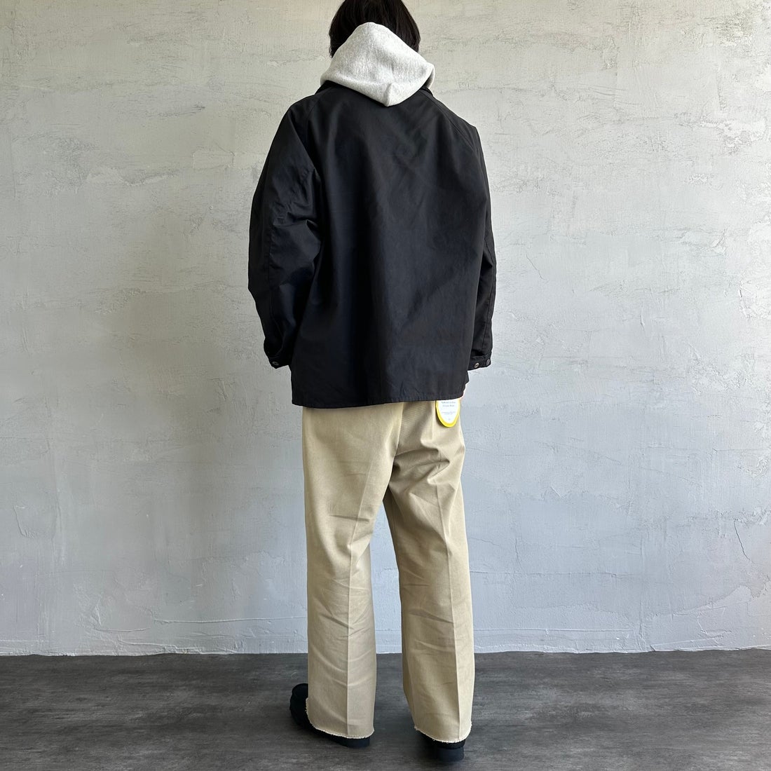 Barbour [バブアー] 別注 BORROWDALE ボロウデイルジャケット [MCAS148-JF] BLACK &&モデル身長：179cm 着用サイズ：46&&