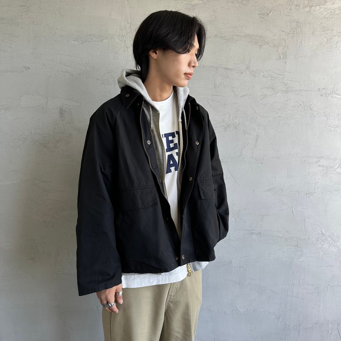 Barbour [バブアー] 別注 BORROWDALE ボロウデイルジャケット [MCAS148-JF] BLACK &&モデル身長：179cm 着用サイズ：40&&