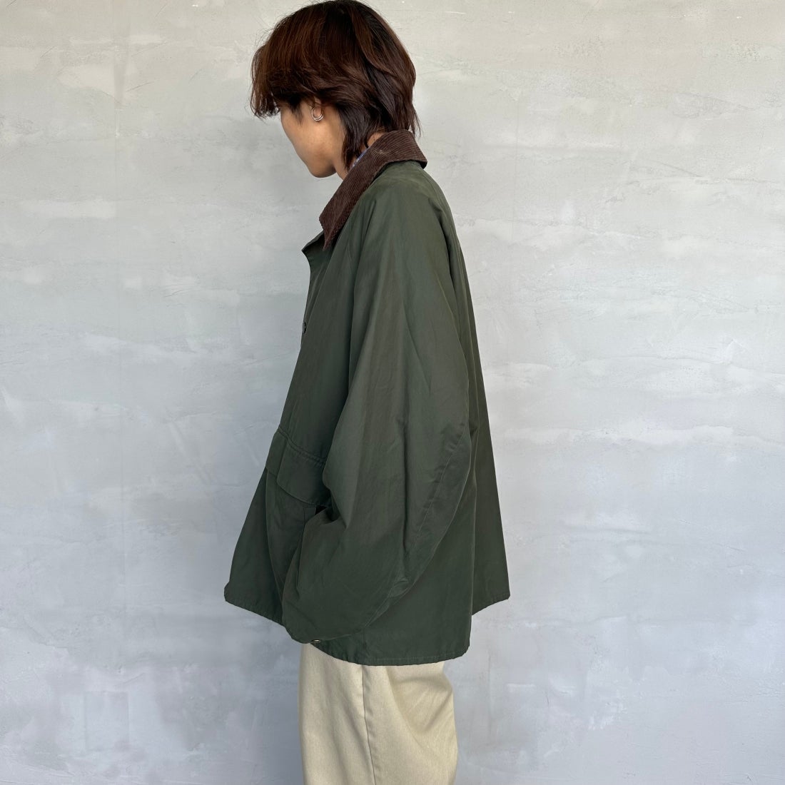 Barbour [バブアー] 別注 BORROWDALE ボロウデイルジャケット [MCAS148-JF] SAGE&&モデル身長：179cm 着用サイズ：46&&