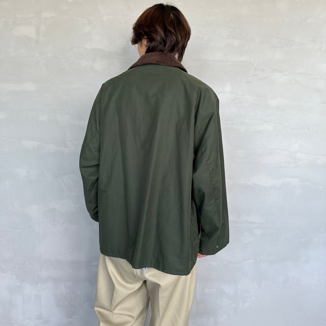 Barbour [バブアー] 別注 BORROWDALE ボロウデイルジャケット [MCAS148-JF] SAGE&&モデル身長：179cm 着用サイズ：46&&