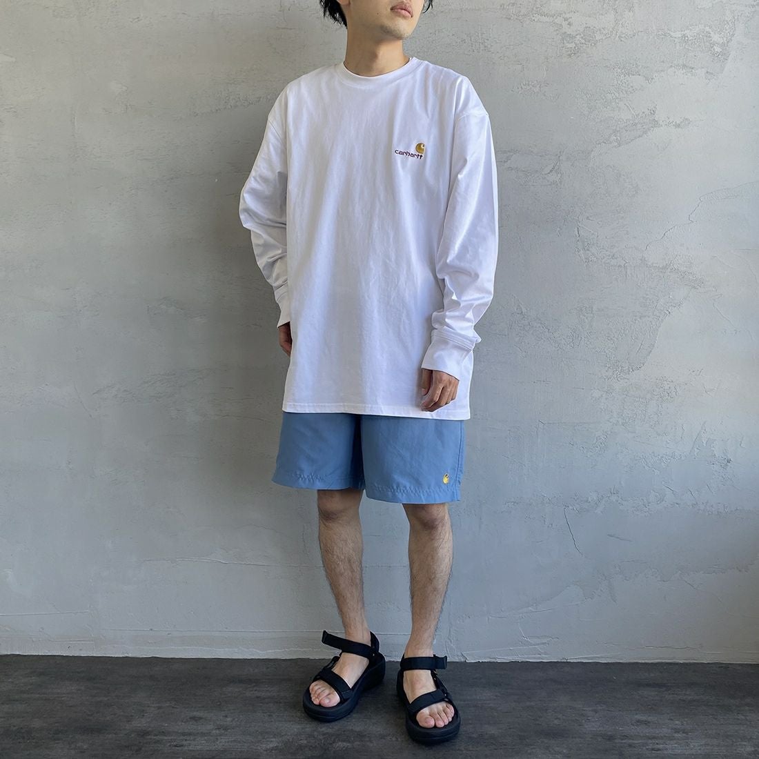 carhartt WIP [カーハートダブリューアイピー] ロングスリーブアメリカンスクリプトTシャツ [I029955] WHITE &&モデル身長：168cm 着用サイズ：L&&