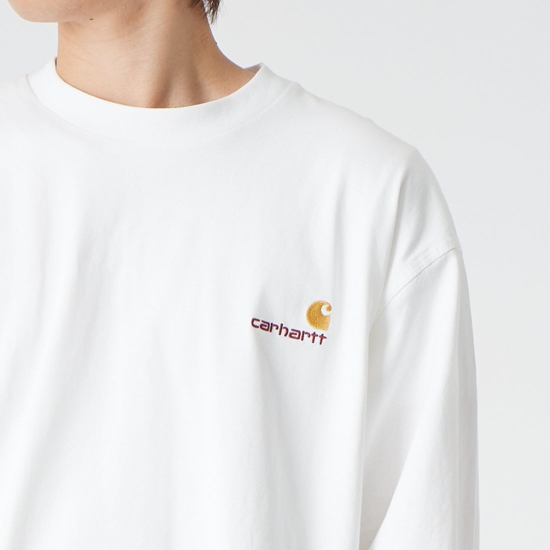 carhartt WIP [カーハートダブリューアイピー] ロングスリーブアメリカンスクリプトTシャツ [I029955] WHITE &&モデル身長：177cm 着用サイズ：M&&