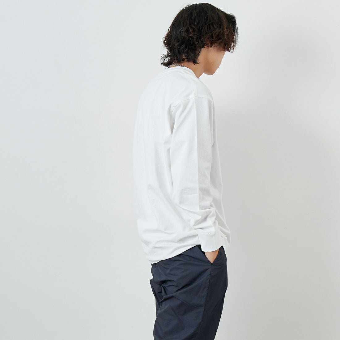 carhartt WIP [カーハートダブリューアイピー] ロングスリーブアメリカンスクリプトTシャツ [I029955] ASH HEATHE &&モデル身長：179cm 着用サイズ：L&&