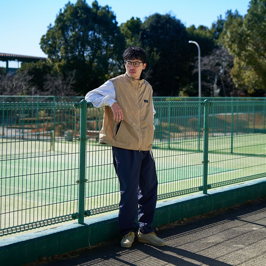 GRAMiCCi [グラミチ] 別注 エブリデイ ナイロンパンツ [GUP5-S2034-JF] NAVY &&モデル身長：168cm 着用サイズ：L&&