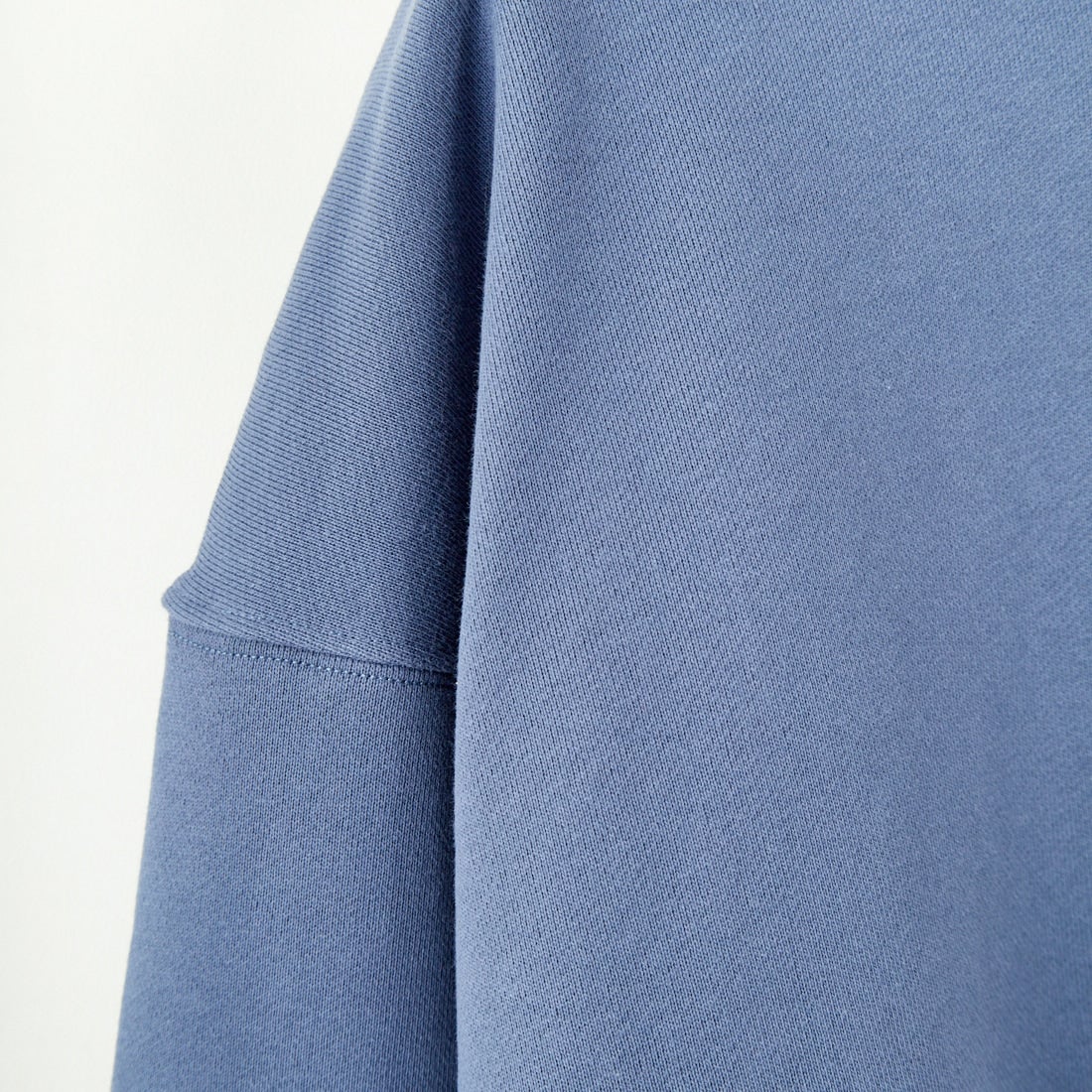 SLICK [スリック] ブランケットステッチ スウェットシャツ [5155922] 208 BLUE G