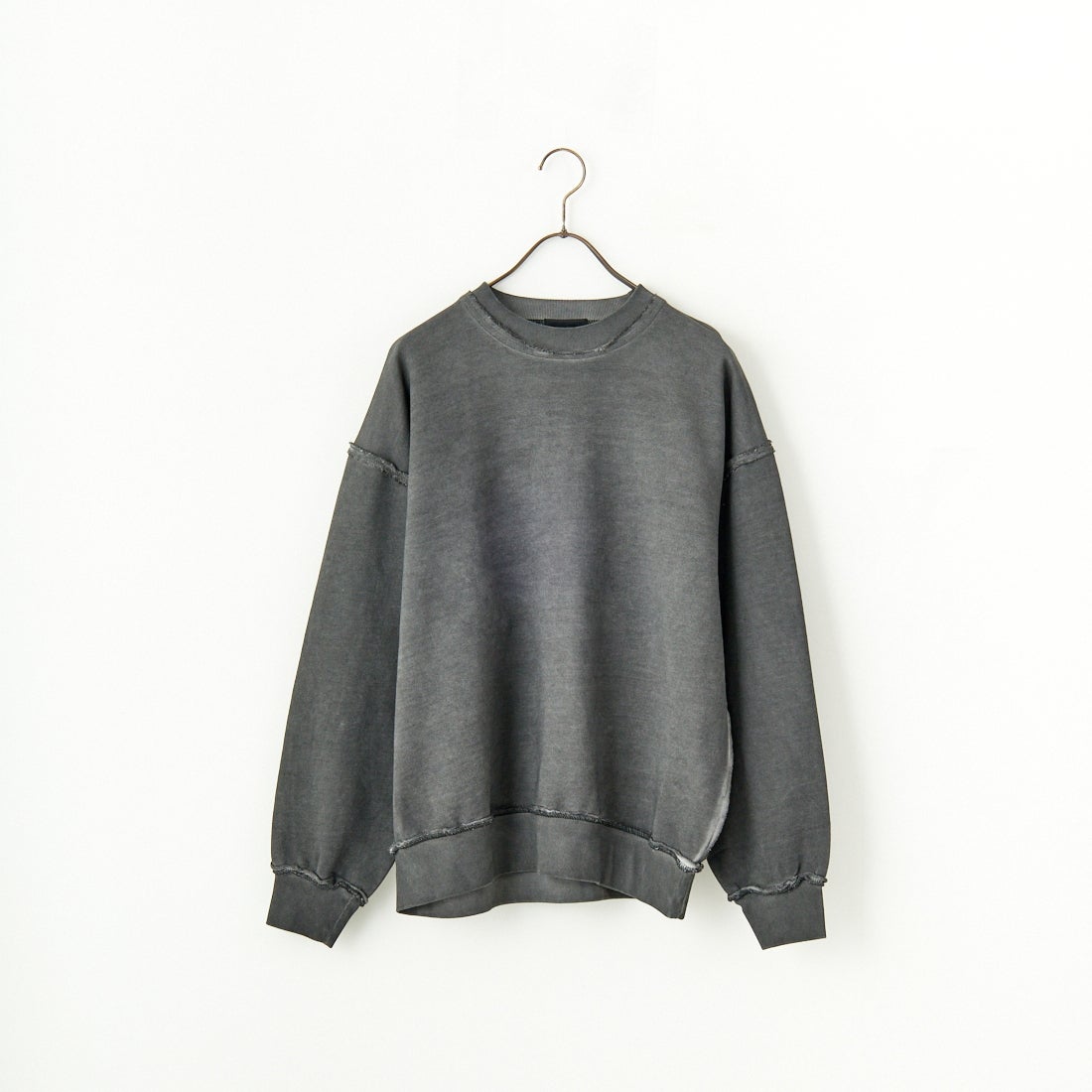 SLICK [スリック] ピグメントダイ ダメージスウェットシャツ [5155923] 720 COAL B