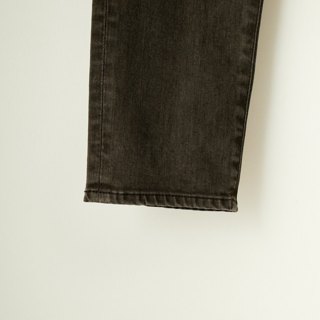 YANUK [ヤヌーク] テーパードデニム PHILIP2/フィリップ2 [57243211] OBS