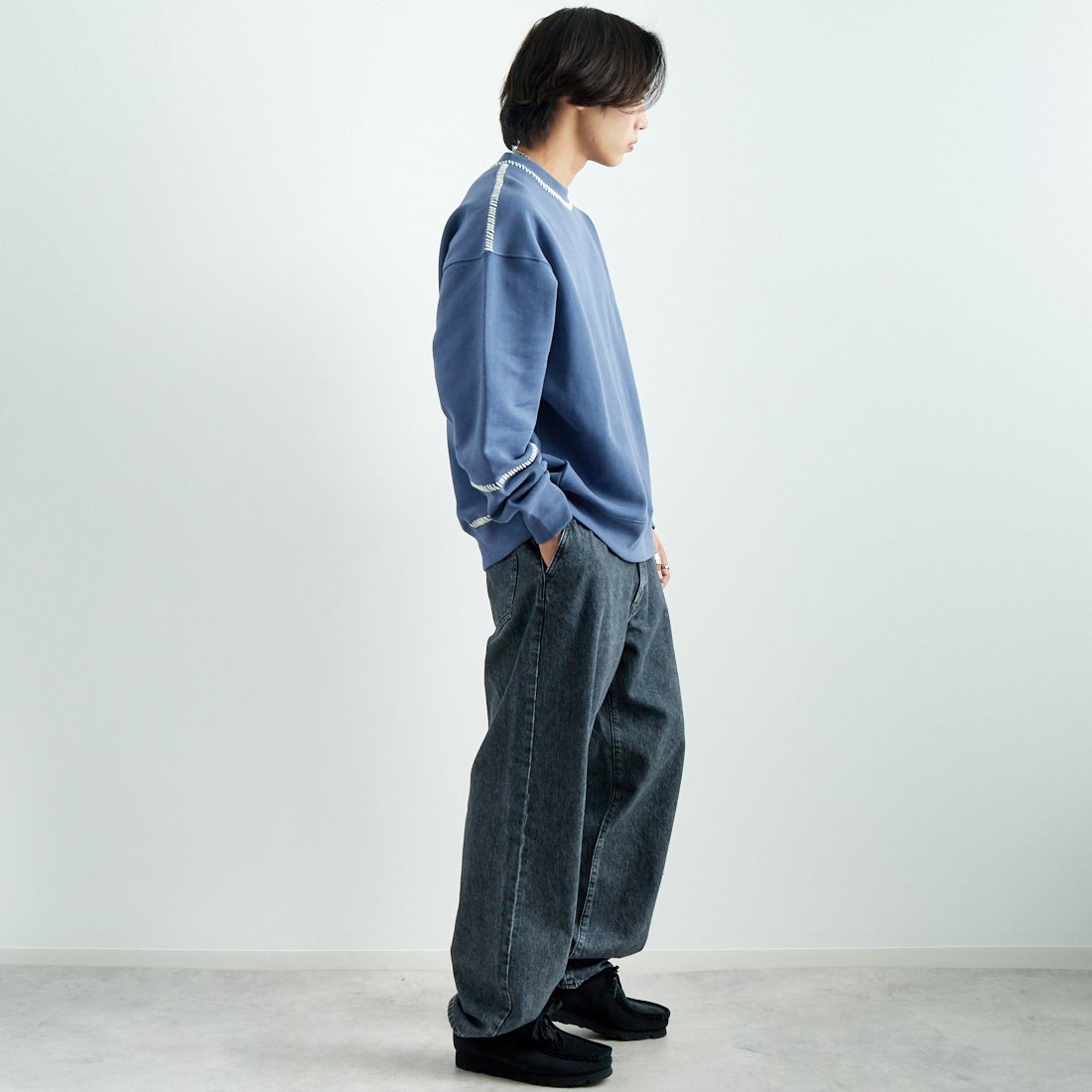 NEEDBY heritage [ニードバイヘリテージ] DANIEL ワイドテーパードデニム [B1C601937SDG] S-DK GRAY &&モデル身長：179cm 着用サイズ：32&&