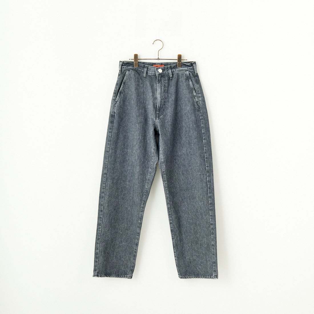 NEEDBY heritage [ニードバイヘリテージ] DANIEL ワイドテーパードデニム [B1C601937SDG] S-DK GRAY