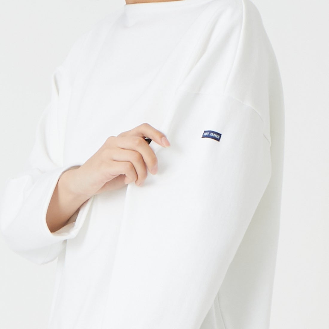 ST.JAMES [セントジェームス] ウェッソン ルーズドロップTシャツ [20JC-OUESS-LOOSE] NEIGE &&モデル身長：162cm 着用サイズ：3&&