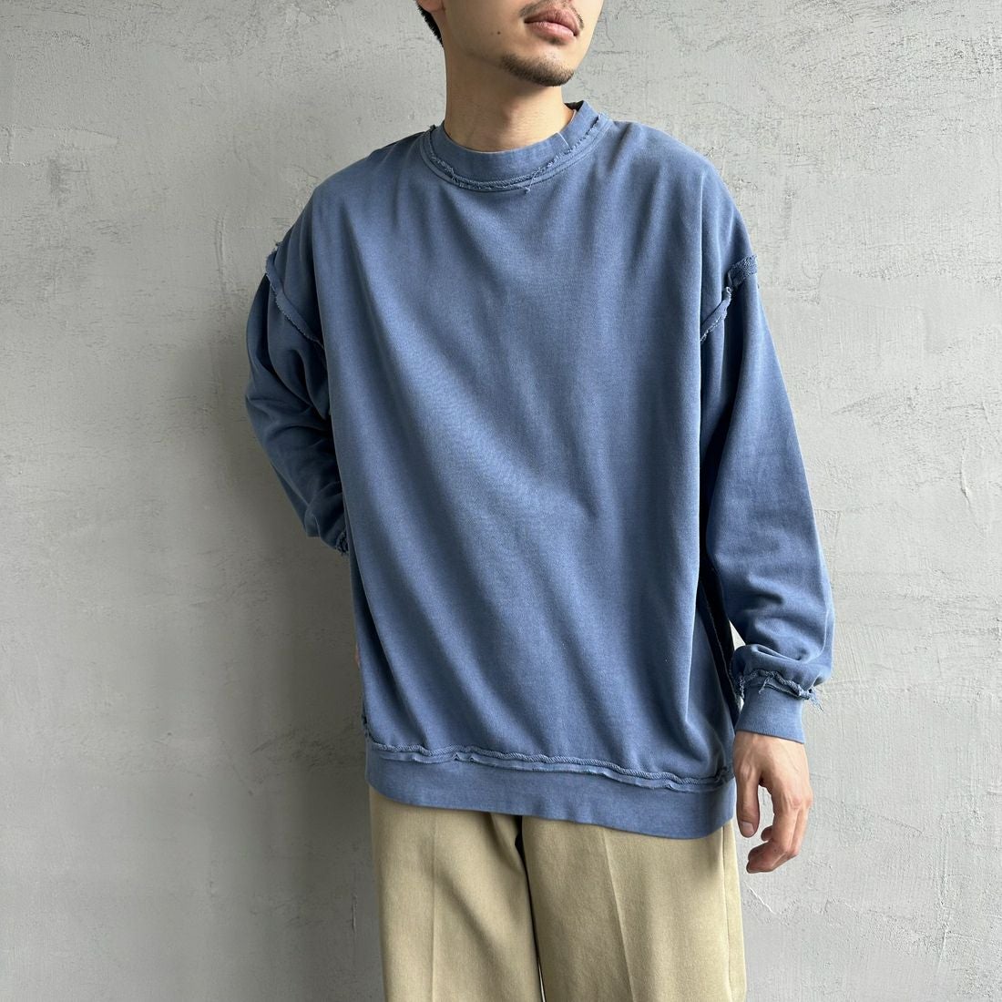 ONEITA [オニータ] 別注 インサイドアウト クルーネックスウェット [2423-442IN-JF] NAVY &&モデル身長：168cm 着用サイズ：M&&