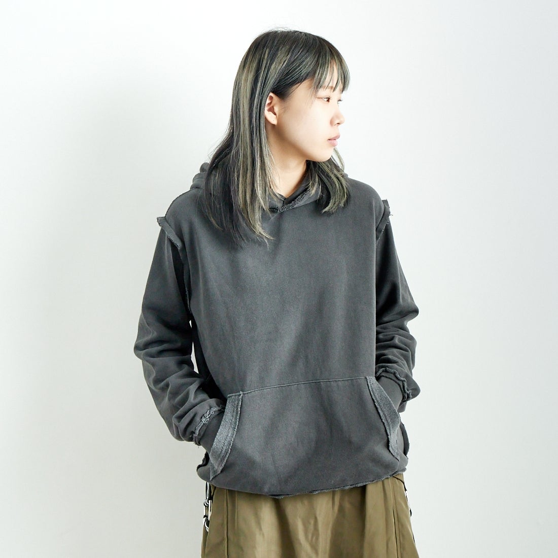 CHARCOAL&&モデル身長：167cm 着用サイズ：S&&