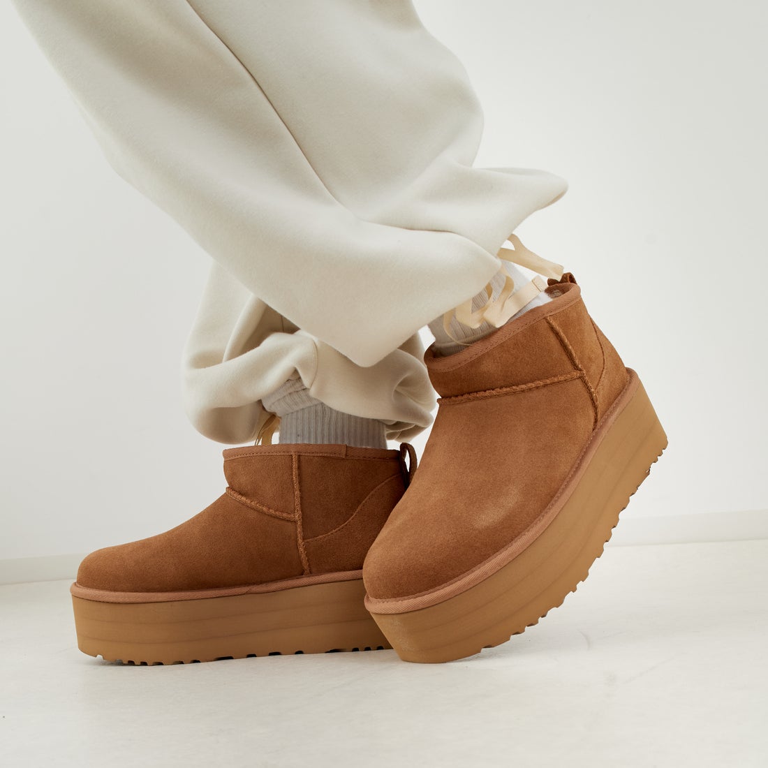 UGG [アグ] クラシック ウルトラ ミニプラットフォーム [1135092] CHESTNUT