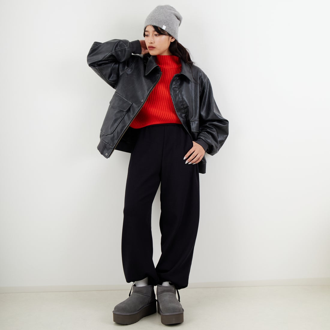 UGG [アグ] クラシック ウルトラ ミニプラットフォーム [1135092] CHARCOAL