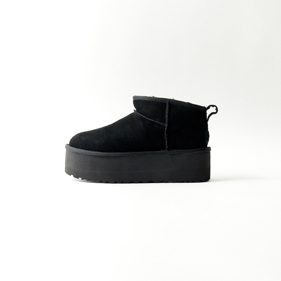 UGG [アグ] クラシック ウルトラ ミニプラットフォーム [1135092] BLACK