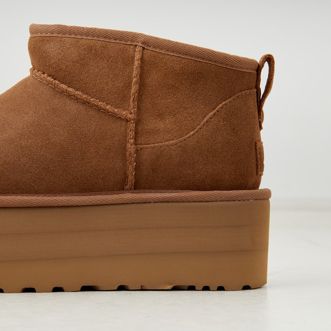 UGG [アグ] クラシック ウルトラ ミニプラットフォーム [1135092