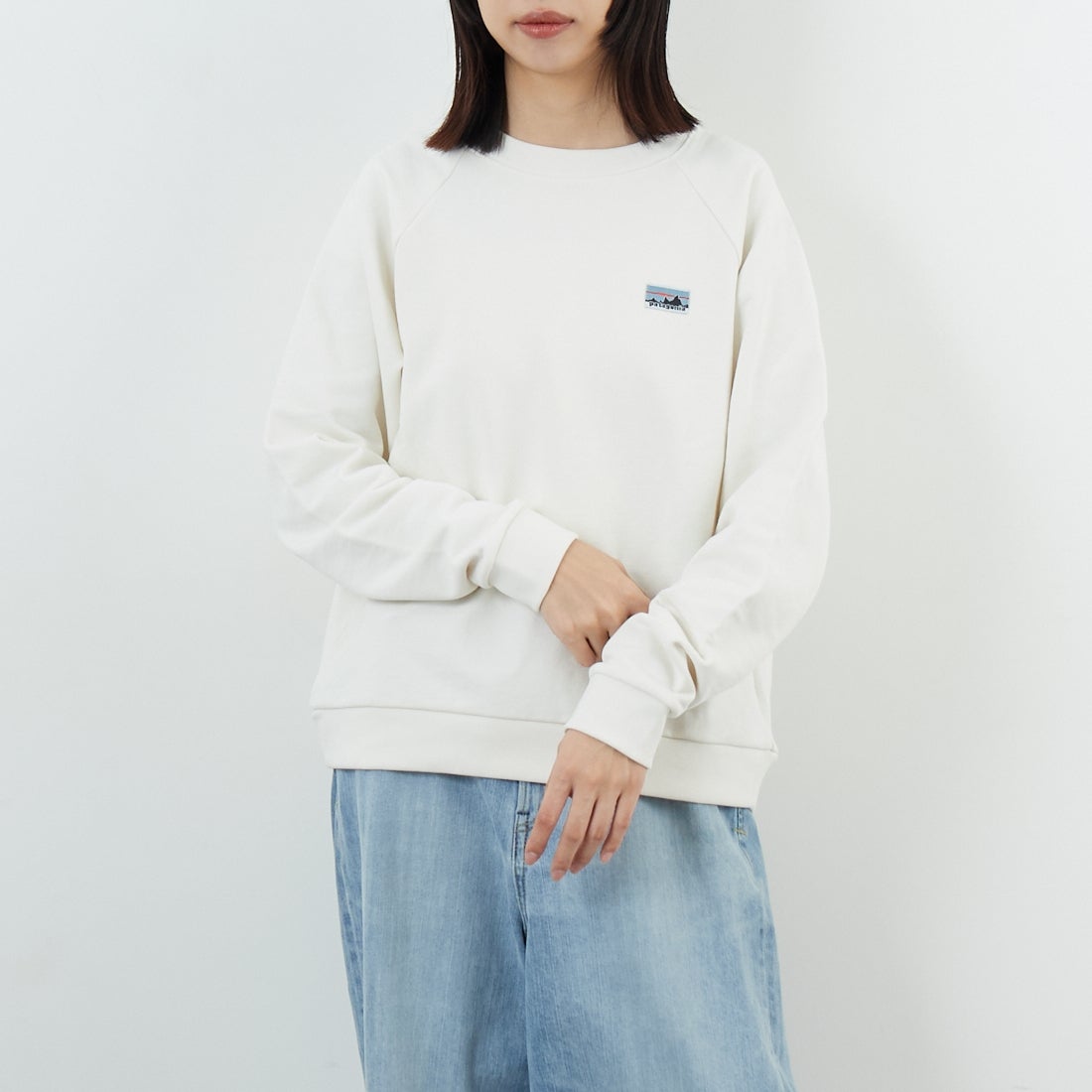 patagonia [パタゴニア] ウィメンズ エッセンシャルトップ [42171] WLWT &&モデル身長：162cm 着用サイズ：S&&