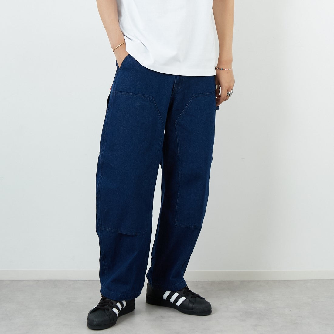 Jeans Factory Clothes [ジーンズファクトリークローズ] STANDARD ダブルニーカーブペインターパンツ [JFC-243-066] ONE WASH &&モデル身長：179cm 着用サイズ：M&&