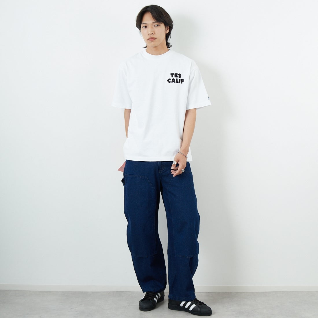 Jeans Factory Clothes [ジーンズファクトリークローズ] STANDARD ダブルニーカーブペインターパンツ [JFC-243-066] ONE WASH &&モデル身長：179cm 着用サイズ：M&&