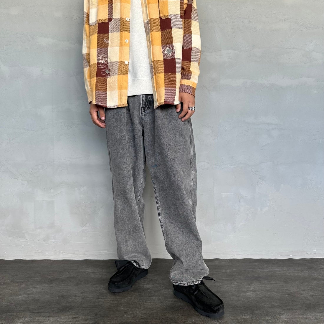 ACID BLK&&モデル身長：179cm 着用サイズ：L&&