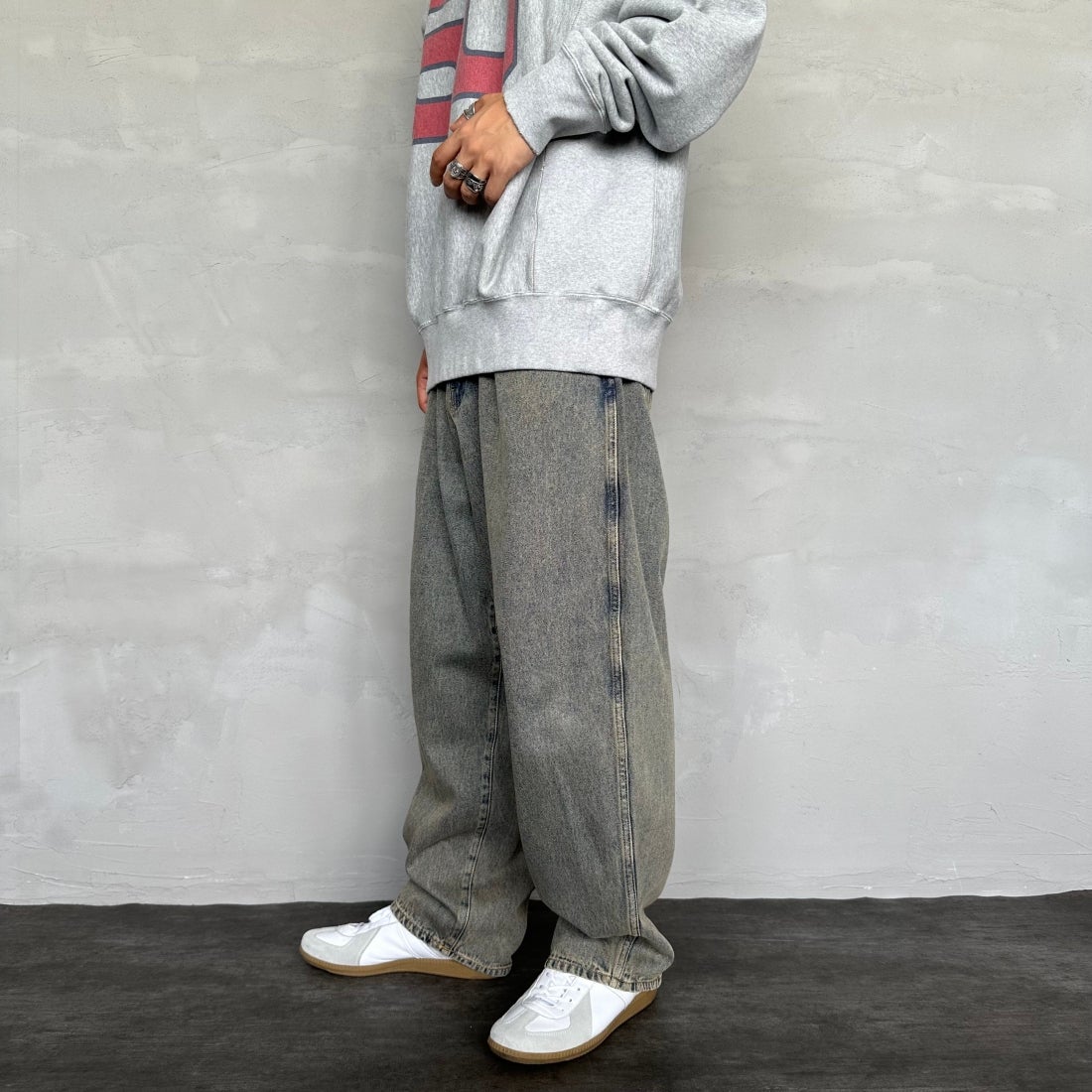 Noir Fabrik [ヌワールファブリック] バギーイージーデニムパンツ [NF-243-063] T.ACID BLU&&モデル身長：179cm 着用サイズ：L&&