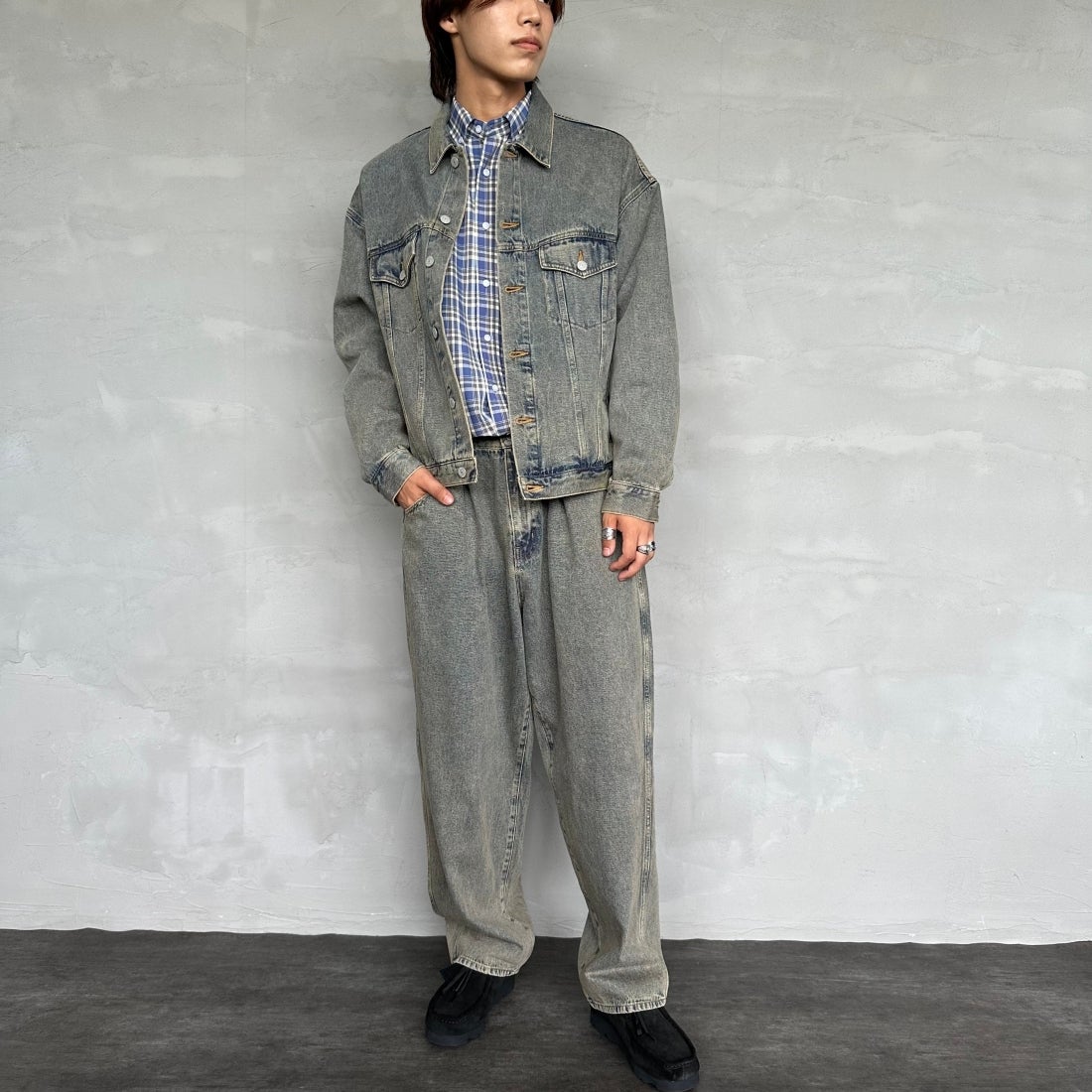 Noir Fabrik [ヌワールファブリック] バギーイージーデニムパンツ [NF-243-063] T.ACID BLU&&モデル身長：179cm 着用サイズ：L&&