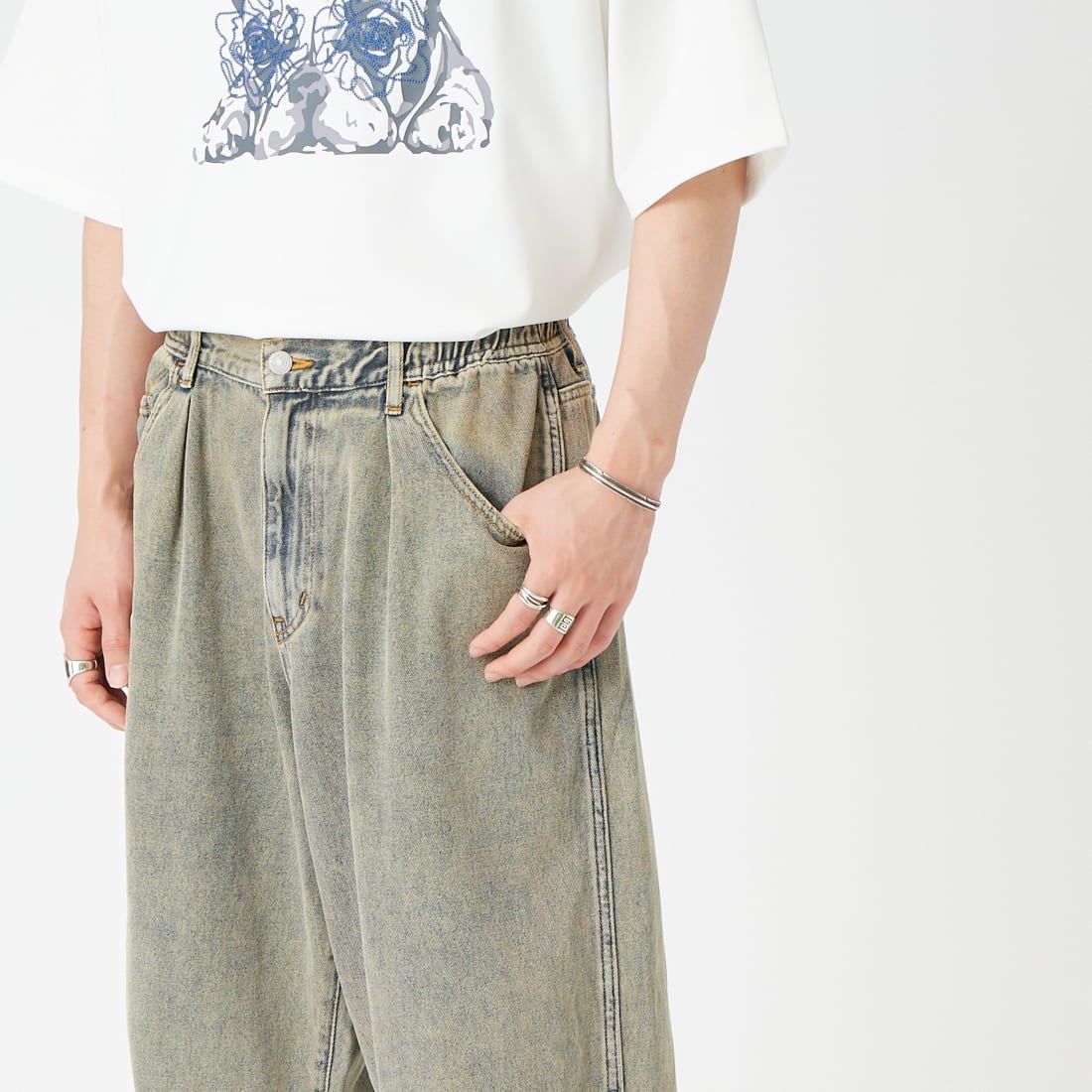 Noir Fabrik [ヌワールファブリック] バギーイージーデニムパンツ [NF-243-063] T.ACID BLU&&モデル身長：177cm 着用サイズ：L&&