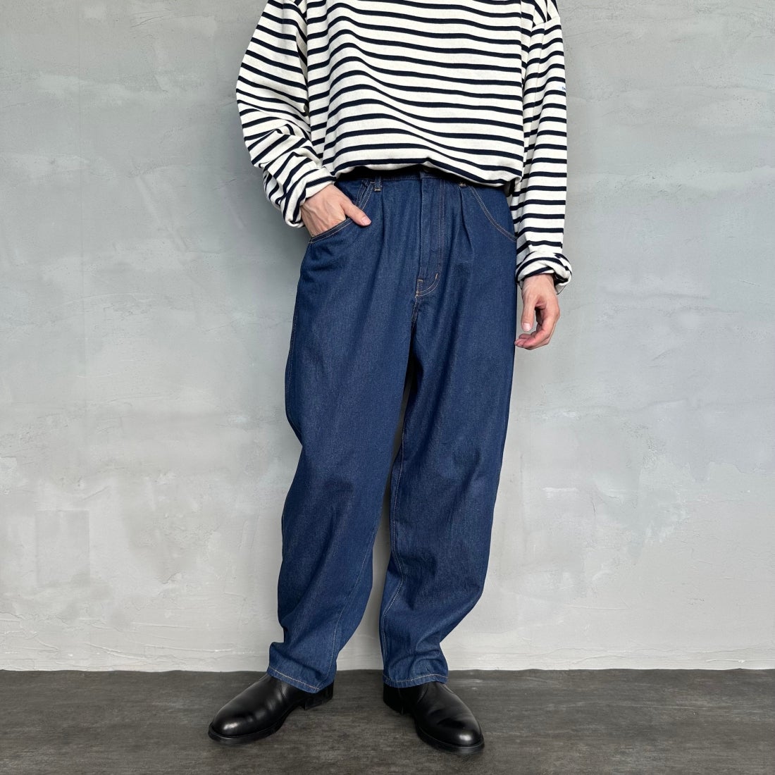 Noir Fabrik [ヌワールファブリック] バギーイージーデニムパンツ [NF-243-063] ONE WASH&&モデル身長：168cm 着用サイズ：S&&