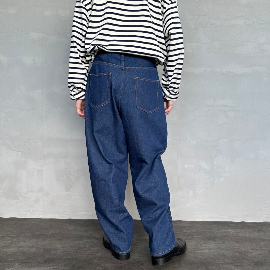 Noir Fabrik [ヌワールファブリック] バギーイージーデニムパンツ [NF-243-063] ONE WASH&&モデル身長：168cm 着用サイズ：S&&