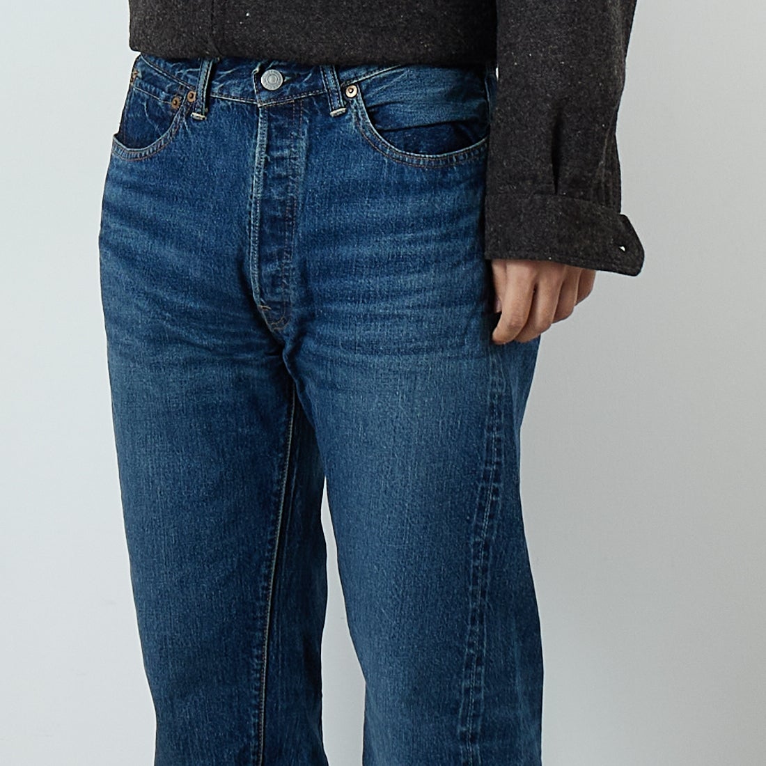 WAREHOUSE [ウエアハウス] 2ND-HAND 1101 [1101] D U/W (USED WASH 濃) &&モデル身長：179cm 着用サイズ：32&&