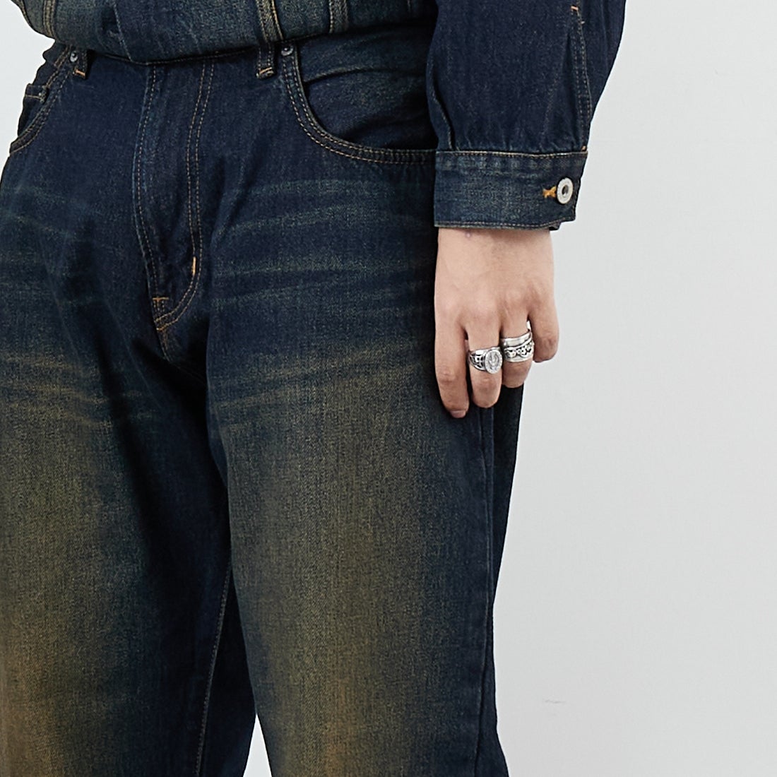 LIBERTO [リベルト] FIFTIES テーパードデニム [FL2505] 05 M.USED &&モデル身長：179cm 着用サイズ：30&&