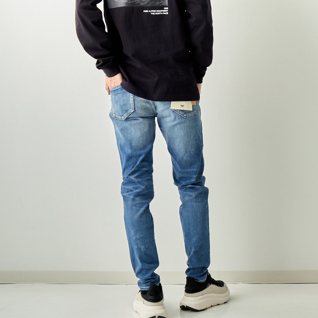 BIG JOHN [ビッグジョン] テーパードジョガー [MMM336H] 313C &&モデル身長：173cm 着用サイズ：28&&