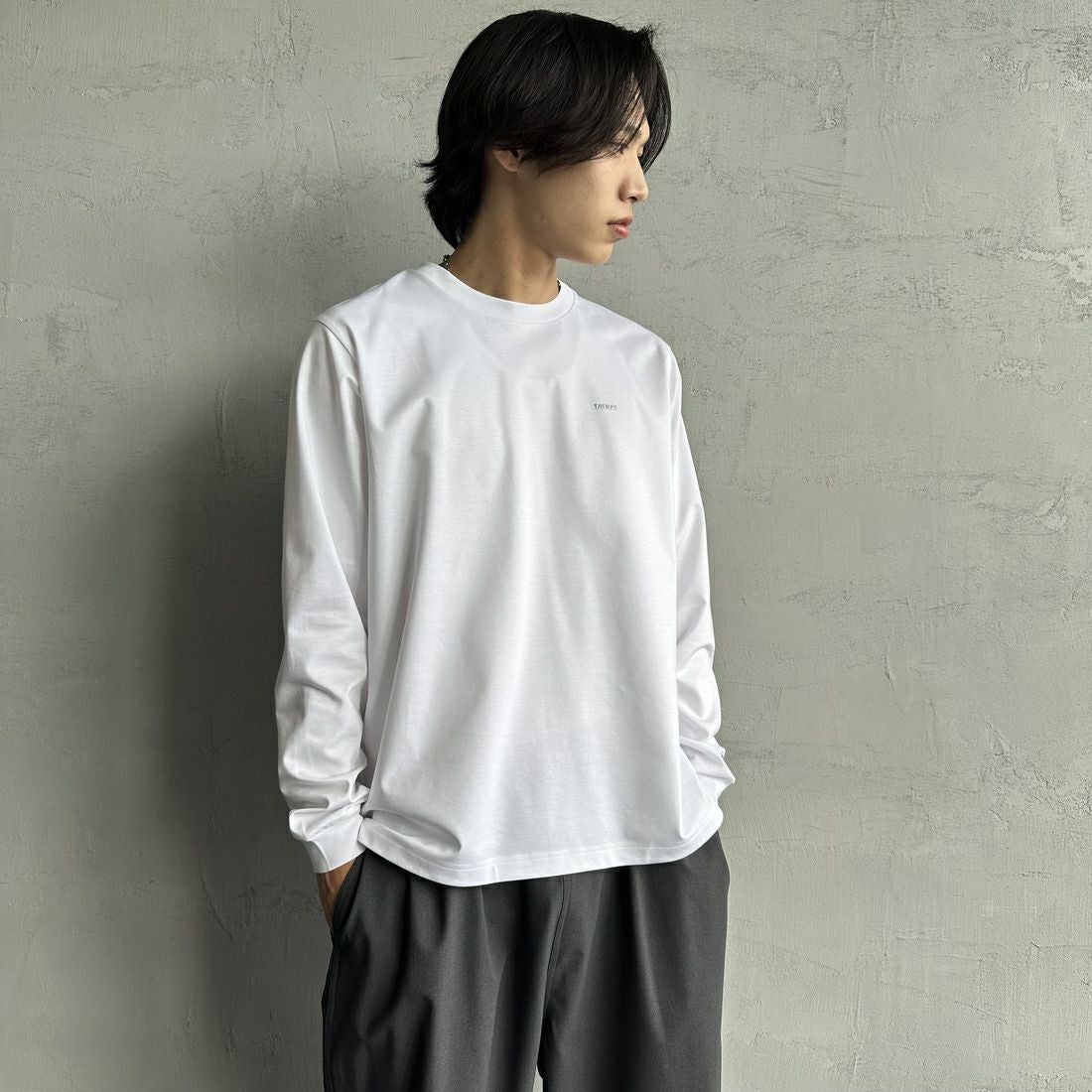 TATRAS [タトラス] SICADO ロングスリーブTシャツ [MTAT25S8196-M] BLACK &&モデル身長：179cm 着用サイズ：3&&