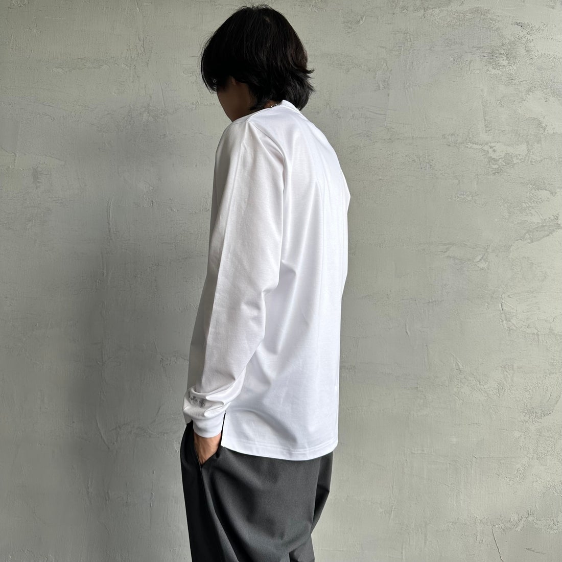 TATRAS [タトラス] SICADO ロングスリーブTシャツ [MTAT25S8196-M] BLACK &&モデル身長：179cm 着用サイズ：3&&