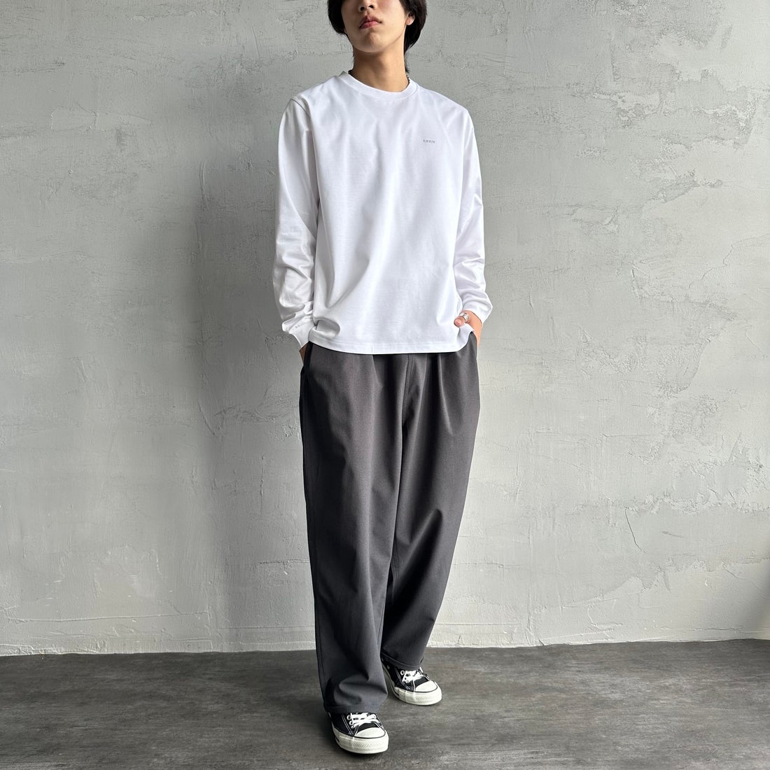 TATRAS [タトラス] SICADO ロングスリーブTシャツ [MTAT25S8196-M] BLACK &&モデル身長：179cm 着用サイズ：3&&