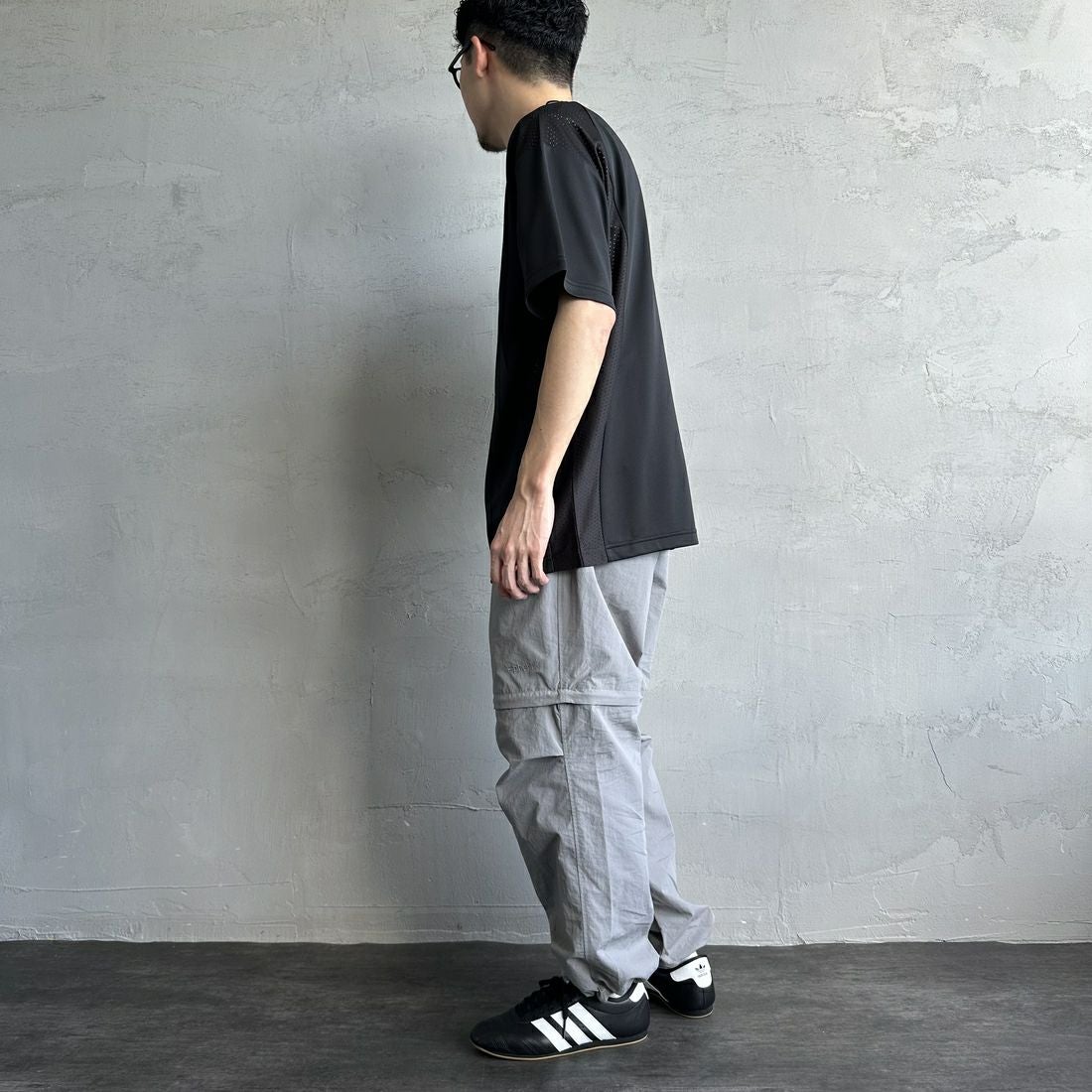 UMBRO [アンブロ] 別注 メッシュ切替 ゲームTシャツ [KBT101-NK-02-JF] BLACK &&モデル身長：168cm 着用サイズ：L&&