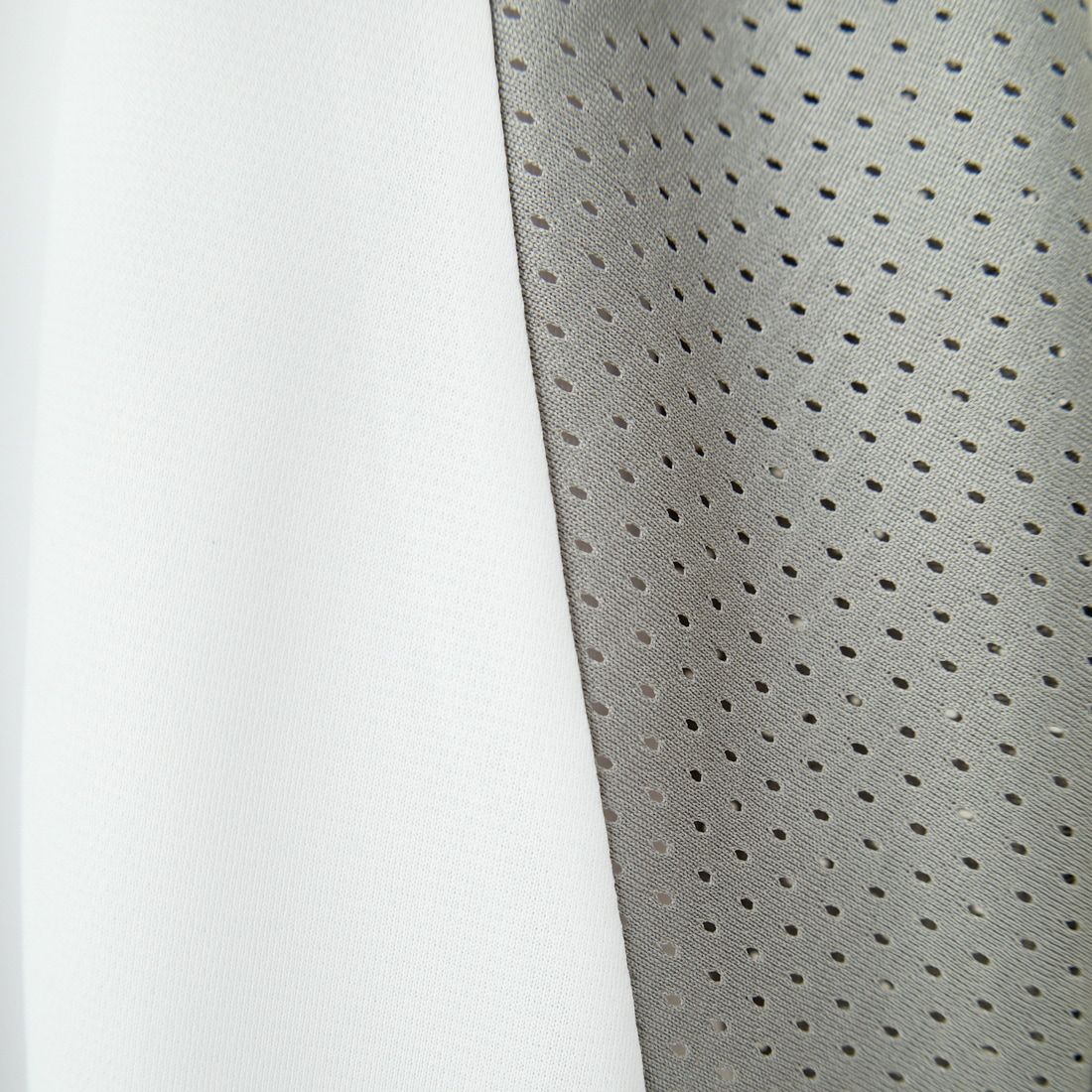 UMBRO [アンブロ] 別注 メッシュ切替 ゲームTシャツ [KBT101-NK-02-JF] WHITE