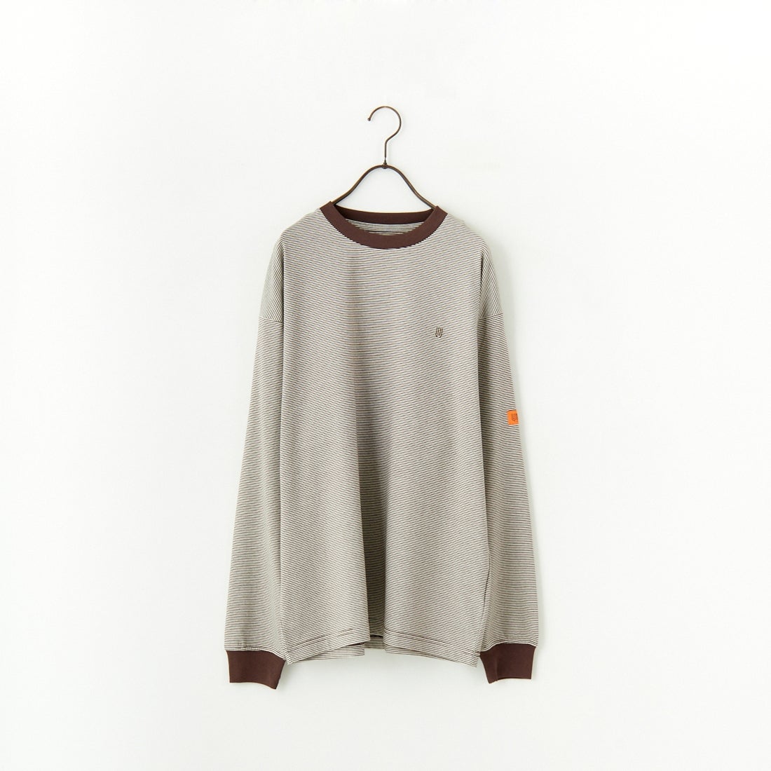 UNIVERSAL OVERALL [ユニバーサルオーバーオール] 別注 ワンポイントロゴ刺繍 ロングスリーブTシャツ [U2513215IN-JF] BROWN BDR