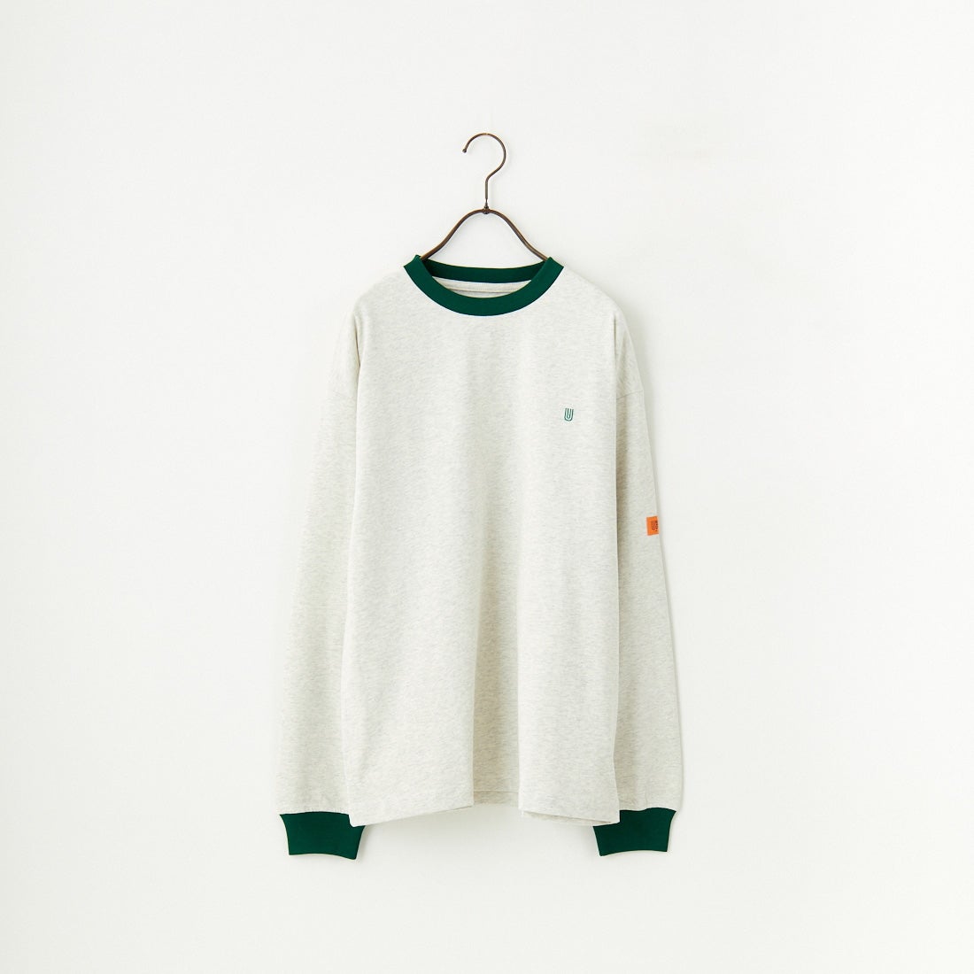 UNIVERSAL OVERALL [ユニバーサルオーバーオール] 別注 ワンポイントロゴ刺繍 ロングスリーブTシャツ [U2513215IN-JF] OAT/GRN