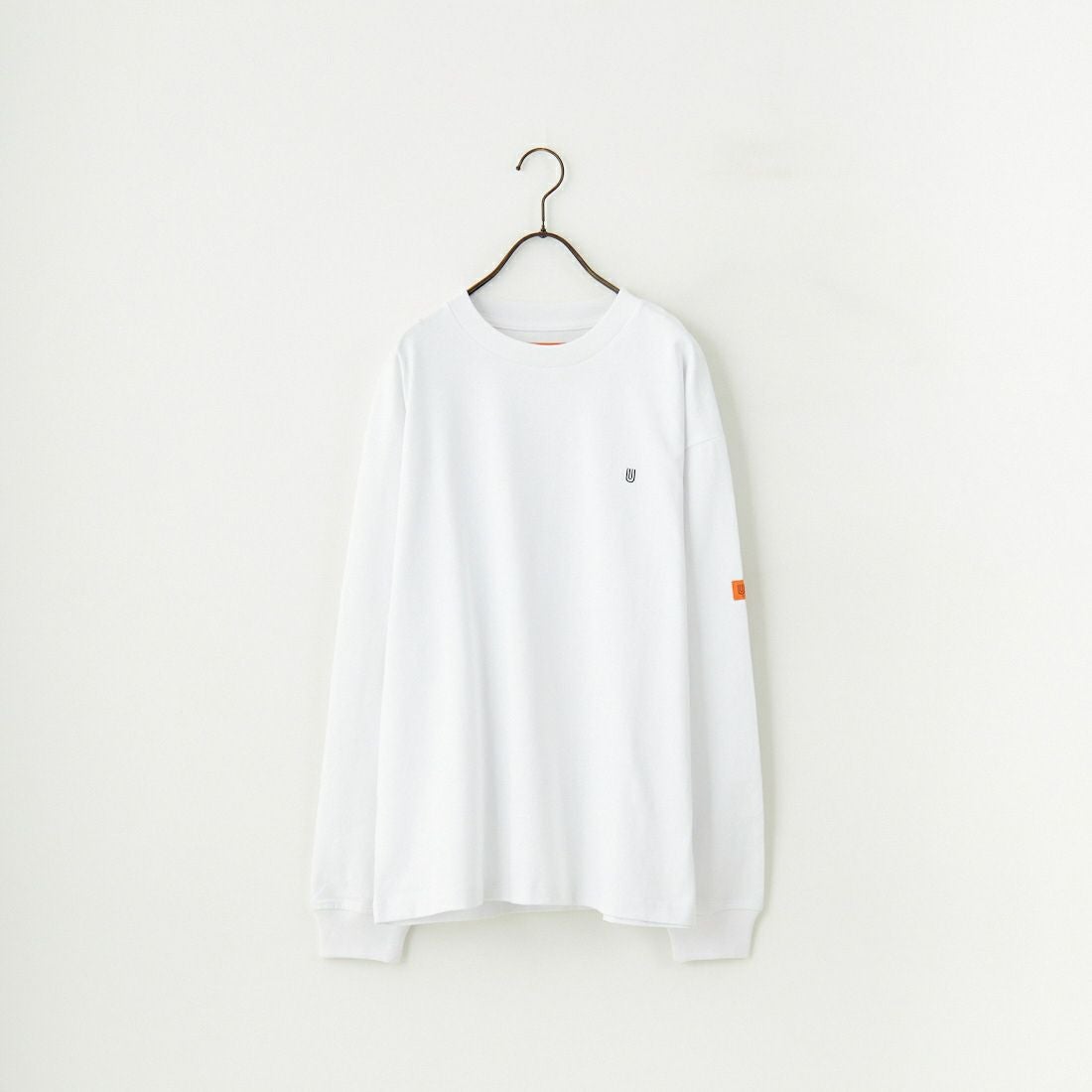 UNIVERSAL OVERALL [ユニバーサルオーバーオール] 別注 ワンポイントロゴ刺繍 ロングスリーブTシャツ [U2513215IN-JF] WHITE