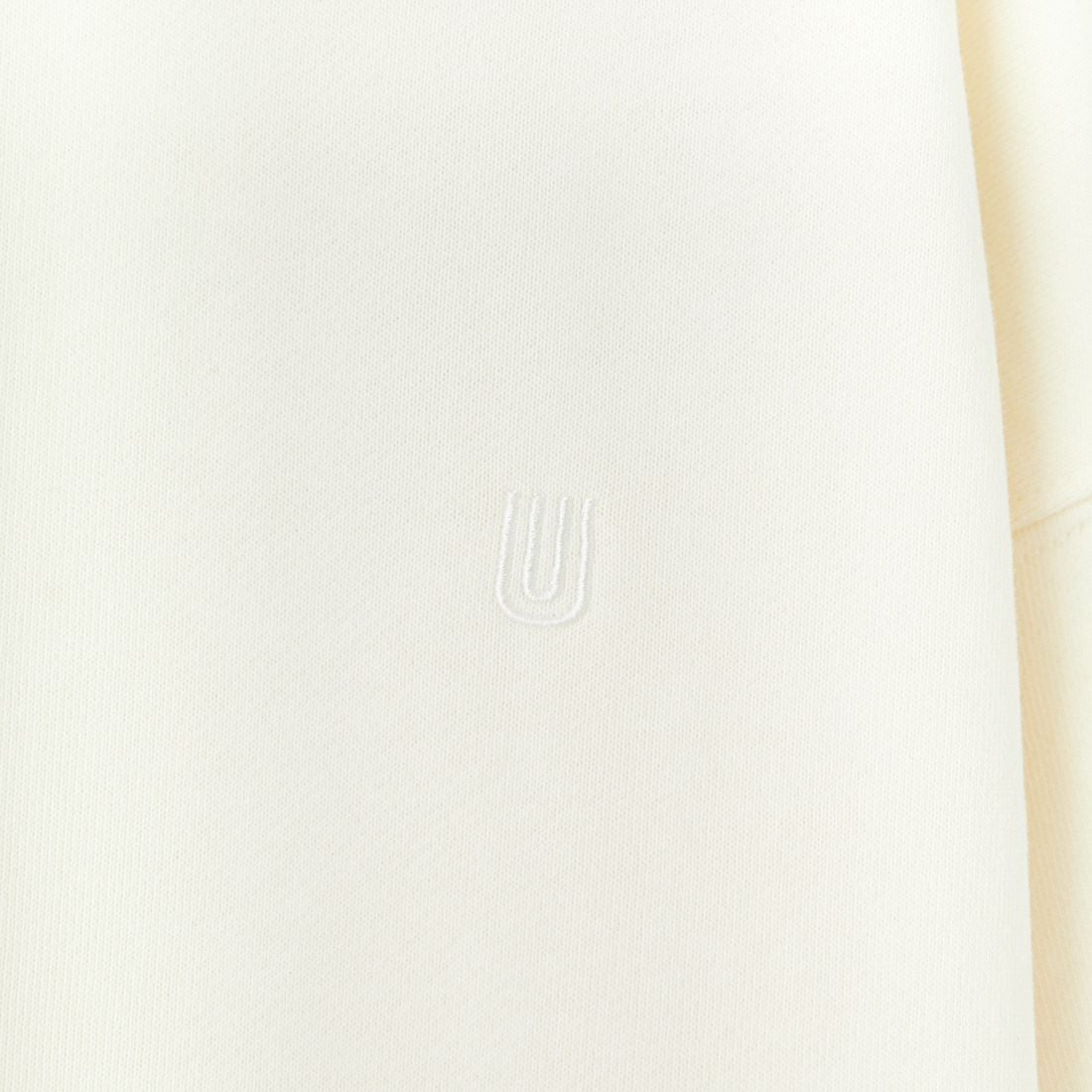 UNIVERSAL OVERALL [ユニバーサルオーバーオール] 別注 ピグメント染め ワンポイントロゴ刺繍クルーネックスウェット [U2511228IN-JF] IVORY