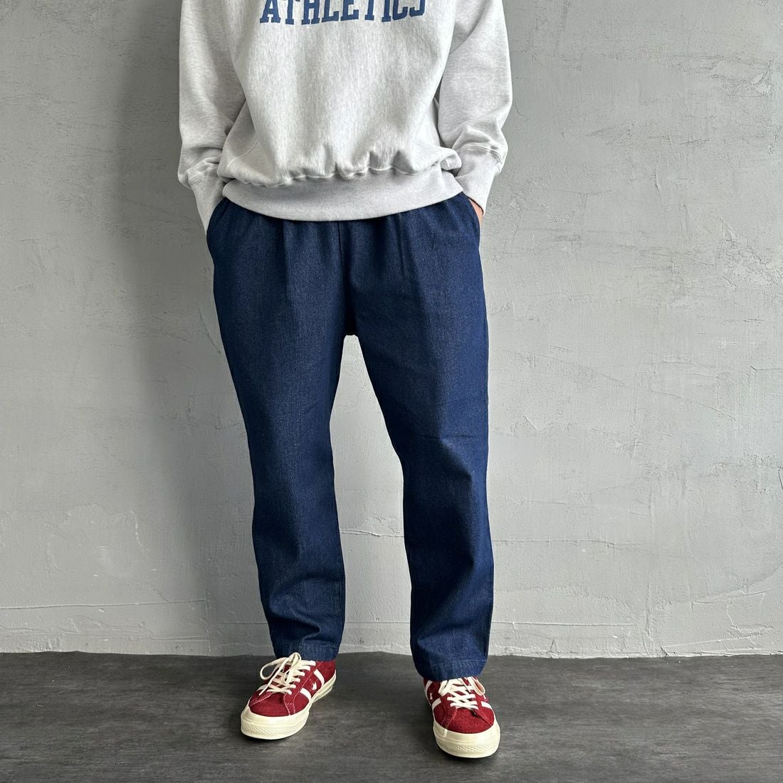 UNIVERSAL OVERALL [ユニバーサルオーバーオール] 別注 シェフパンツ [U2513601IN-JF] O.W DENIM &&モデル身長：179cm 着用サイズ：L&&
