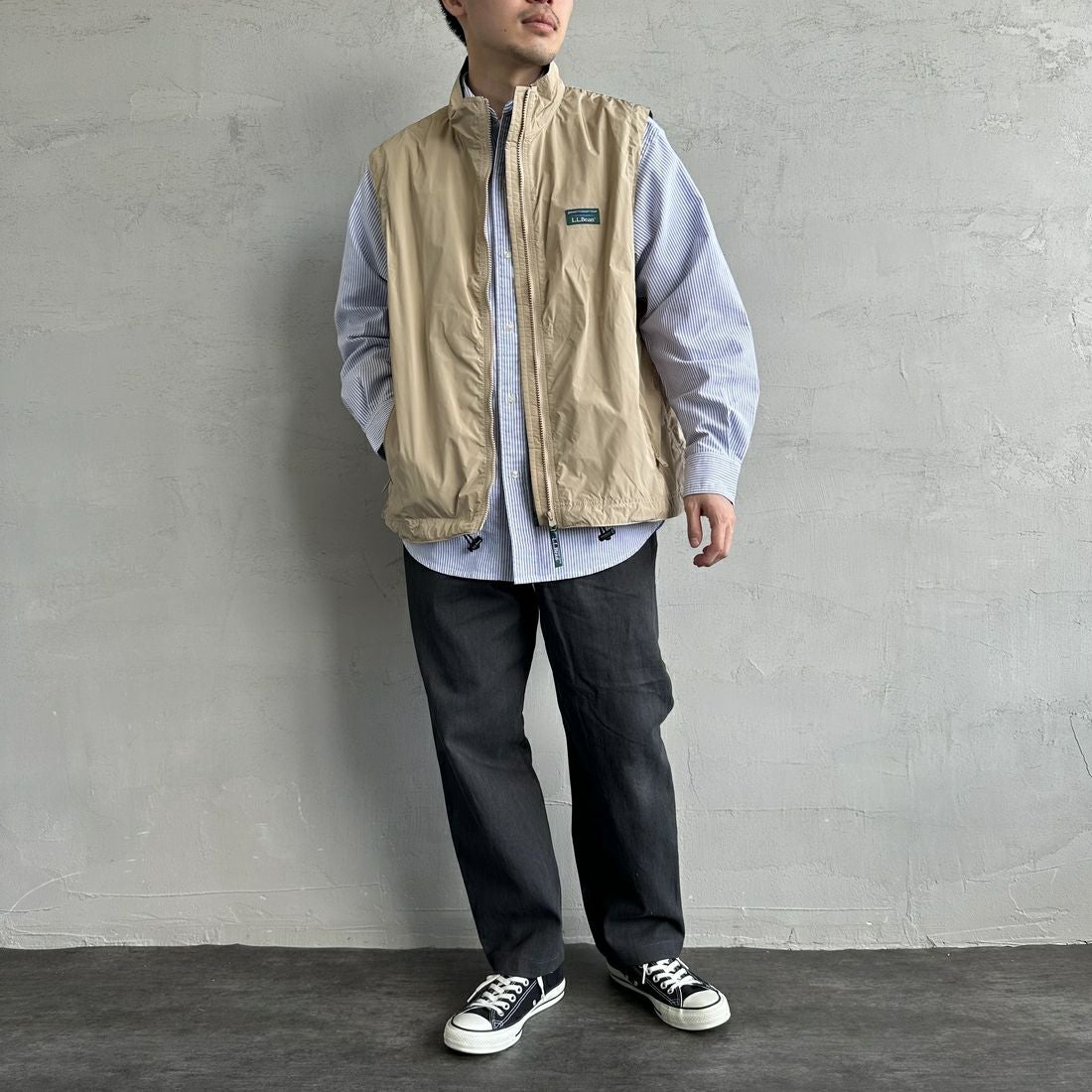 UNIVERSAL OVERALL [ユニバーサルオーバーオール] 別注 シェフパンツ [U2513601IN-JF] CHARCOAL &&モデル身長：168cm 着用サイズ：L&&