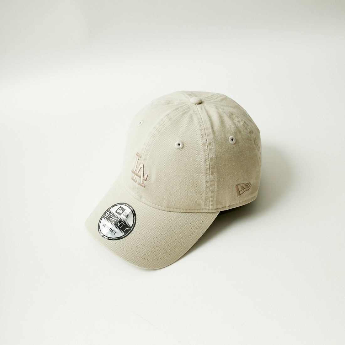 NEW ERA [ニューエラ] 別注 9TWENTY アシッドウォッシュ加工キャップ [14667309-JF] OFF WHITE